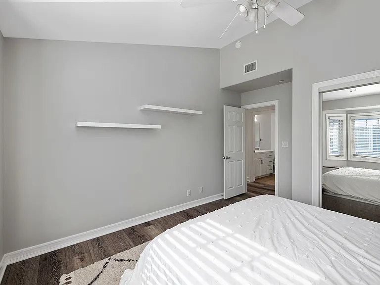 231 Aviation Pl — Photo 34