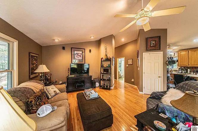 255 Paddle Wheel Rd — Photo 17