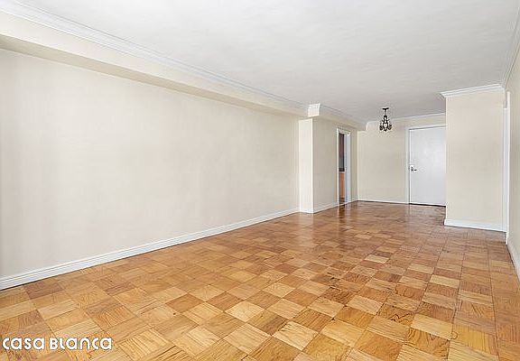 4th image of 401 E 89th St APT 12F