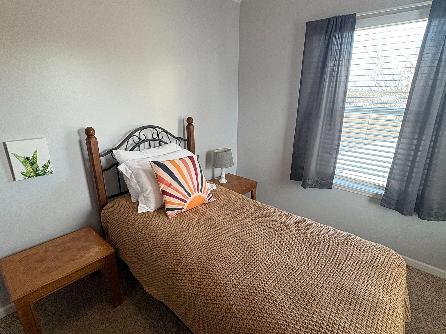4 bed, 5.0 bath, 1788 sqft, $1,001 — Photo 1