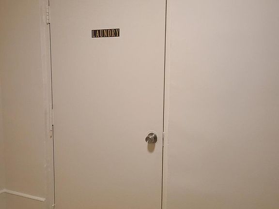 3rd image of 565 Grove St E-16 BLDG E #16