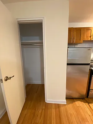 Rented by Waverly Realty Associates | media 22