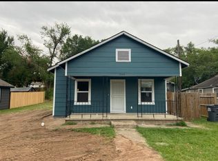 209 N Walnut Ave #A, Sand Springs, OK 74063