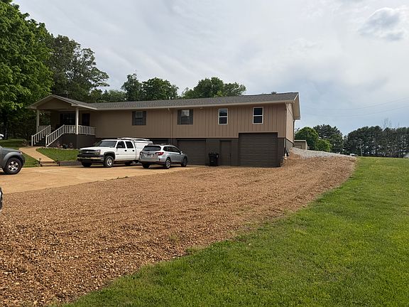4th image of 7620 Greenwood Rd