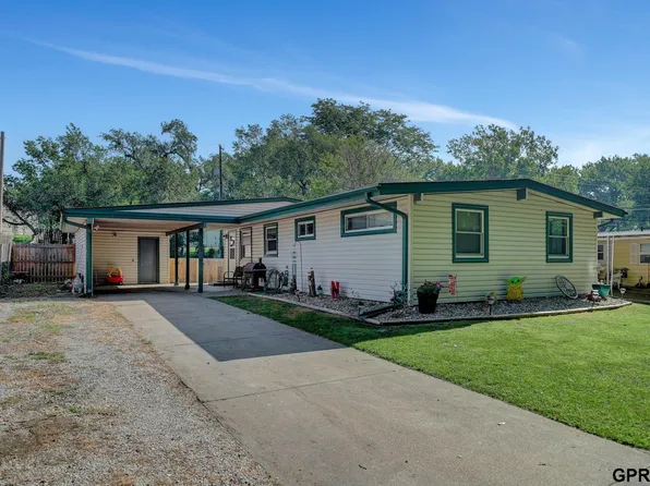 716 E Eldora Ln, Lincoln, NE 68505