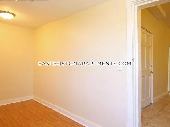 114 Everett St, Boston, MA