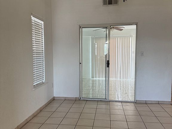 4th image of 1828 18th Ave