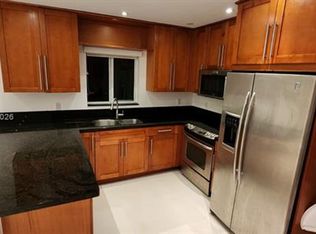 9516 Abbott Ave #9516, Miami Beach, FL 33154