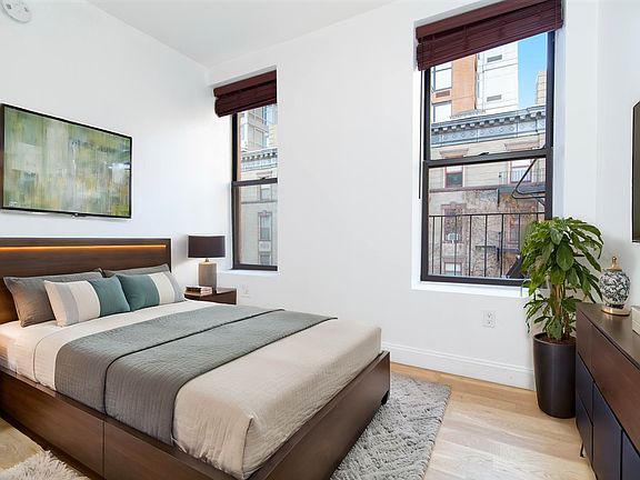 2nd image of 457 W 17th St #18