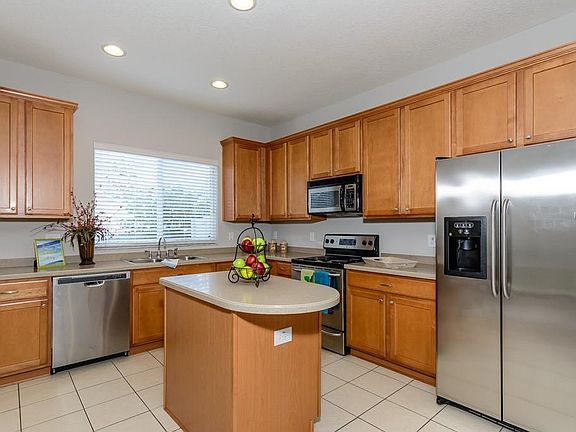 5th image of 2907 Girvan Dr
