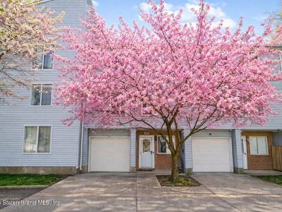 650 Ilyssa Way, Staten Island, NY, 10312