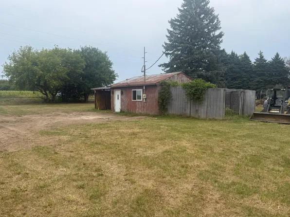 7573 County Farm Rd, Greenville, MI 48838
