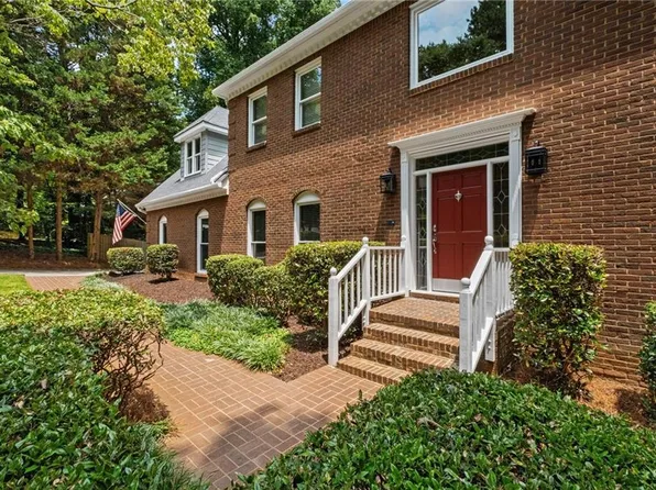 4692 Monticello Cir, Marietta, GA 30066