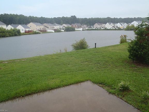 3rd image of 817 Antonick Ln
