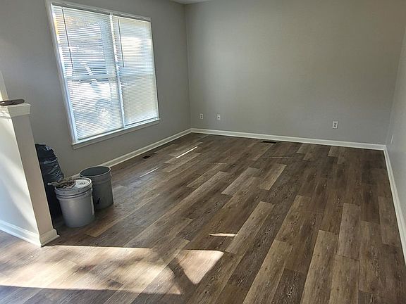 3rd image of 234 Stuart Ave