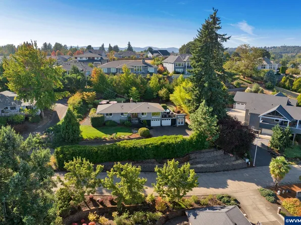 1648 Laurel Way NW, Albany, OR 97321