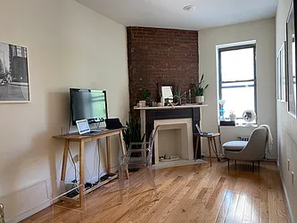 Rented by Best Apartments North Inc