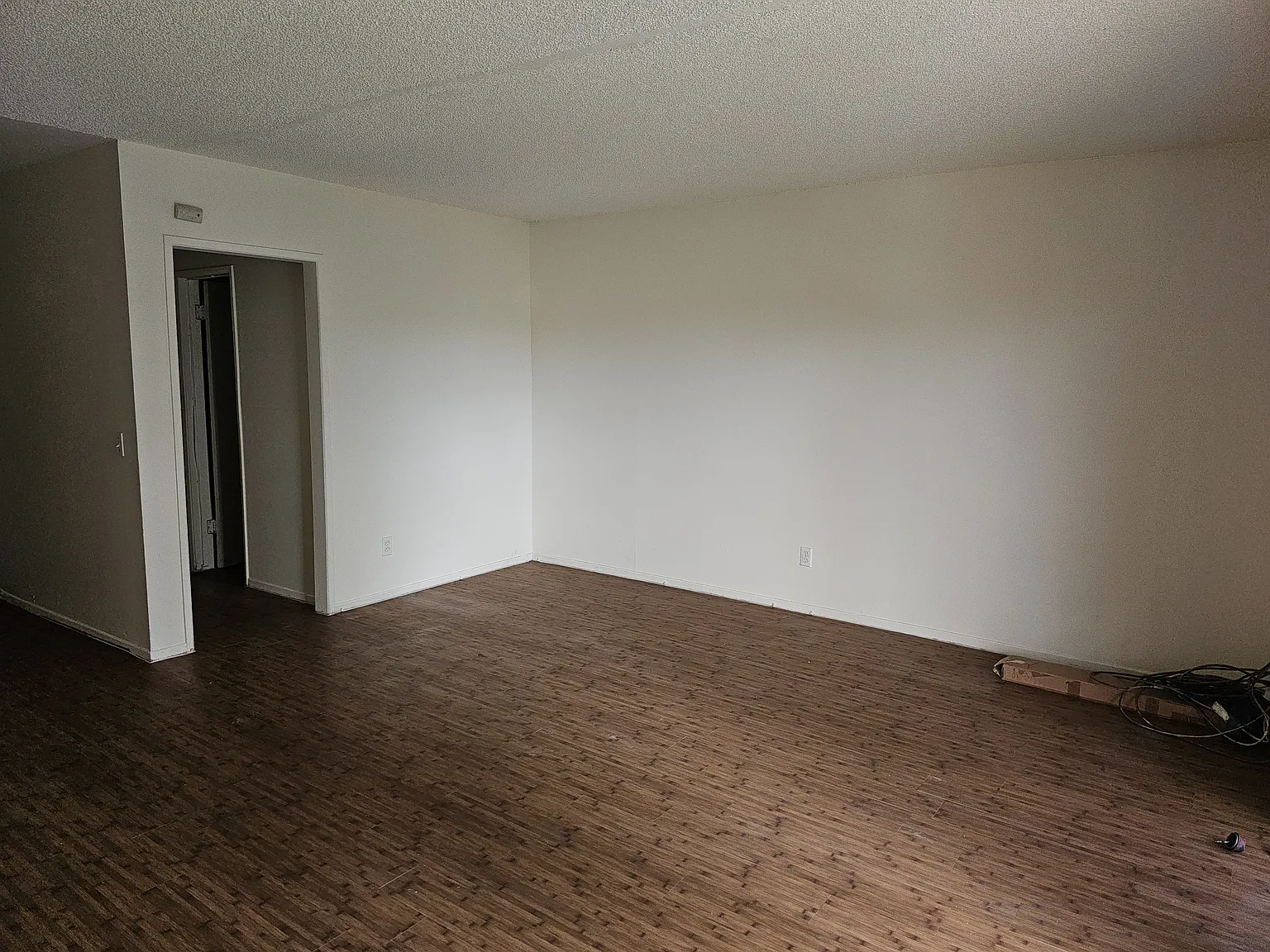 1 bed, 700 sqft, $1,800 — Photo 2
