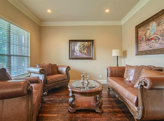 3rd image of 6447 Basilwood Dr