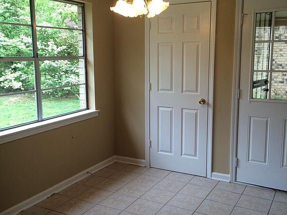 4th image of 8143 Martha Ann Ln