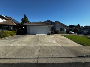 208 Harvest Dr, Vacaville, CA