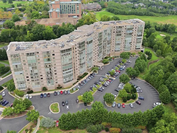 19355 Cypress Ridge Ter Unit 1017, Lansdowne, VA 20176