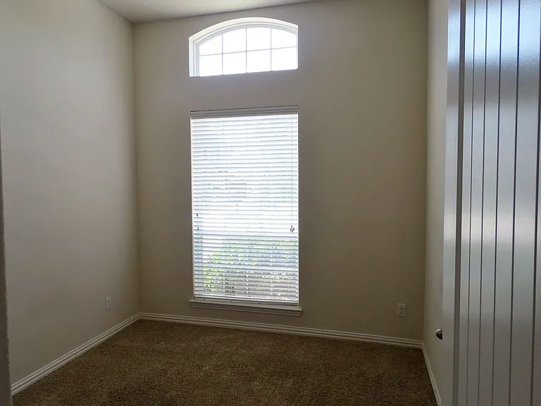 5608 Broadgreen Rd — Photo 6