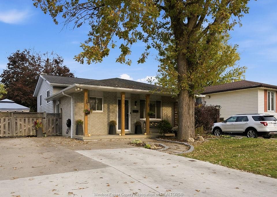 1st image of 3792 Byng Rd