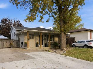 3792 Byng Rd, Windsor, ON N8W3J2