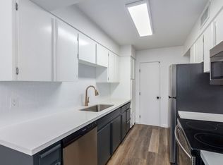 Mid-Century Gem Hidden in a Stunning, Historic Neighborhood!, Phoenix, AZ 85012