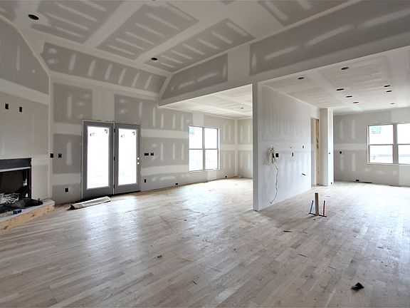 3rd image of 316 Nichols Vale Ln #316
