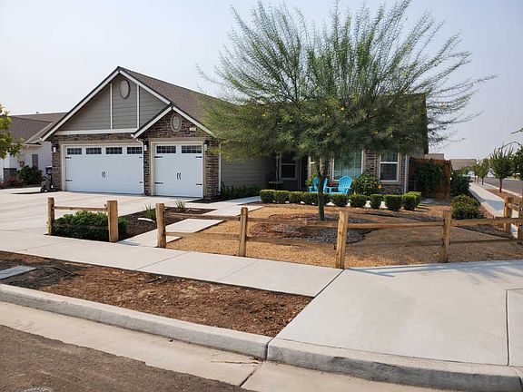 3rd image of 2547 N Kayenta St