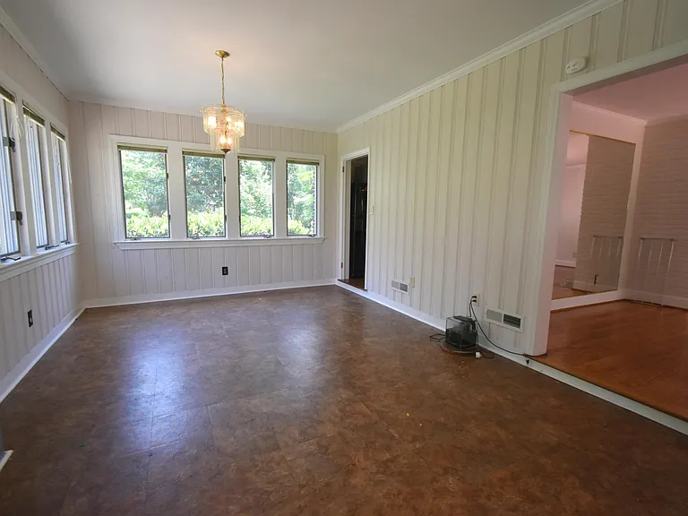 519 Audubon Dr — Photo 17