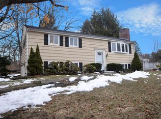 2 Vanderbelt Rd, Acton, MA 01720