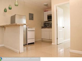 1044 Foster Rd, Hallandale Beach, FL 33009