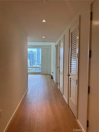 877 Francisco Photo 1