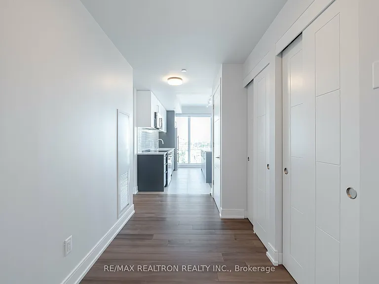 2525 Bathurst St #1009 — Photo 3