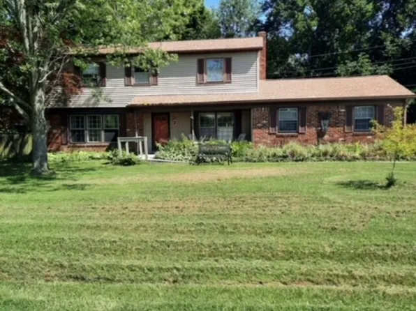 38 E Brookside Dr, Terre Haute, IN 47802