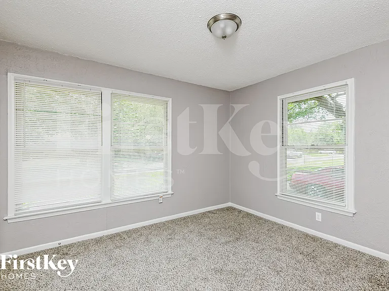 2217 Major Dr — Photo 16