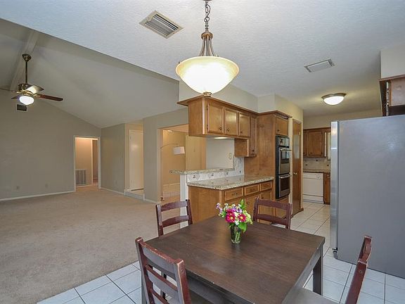 5th image of 822 Red Rock Canyon Dr