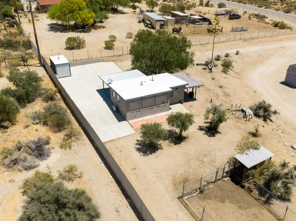 10860 Juniper Ave, Morongo Valley, CA 92256