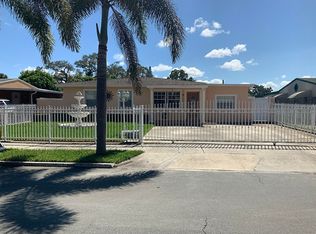 1000 Bradley Ct, West Palm Beach, FL 33405