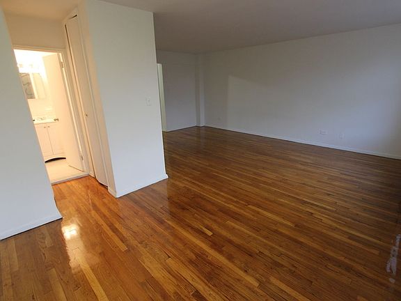 4th image of 144-67 41st Ave #632