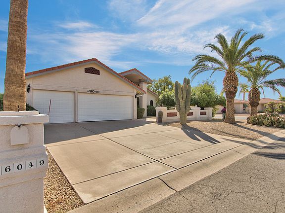 2nd image of 26049 S Saddletree Dr