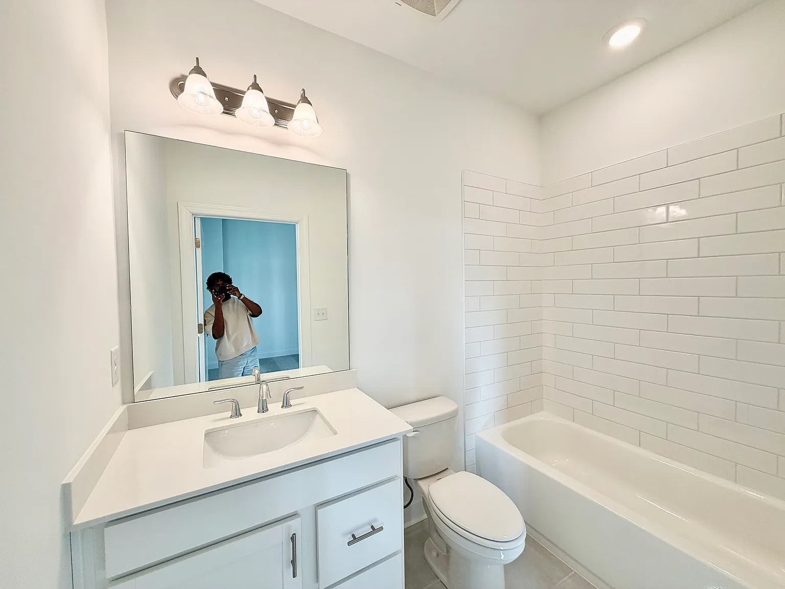 3 bed, 1703 sqft, $3,100 — Photo 4