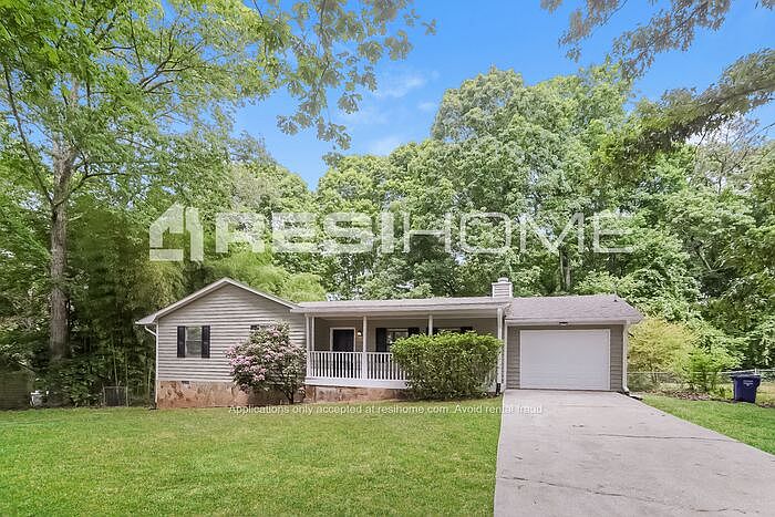 1st image of 3321 Summer Wood Cir