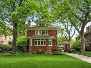 925 Bonnie Brae Pl, River Forest, IL 60305