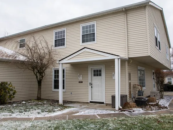 3082 Ivy Hill Cir, Cortland, OH 44410