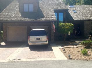 176 Honeysuckle Dr, Pikeville, KY 41501