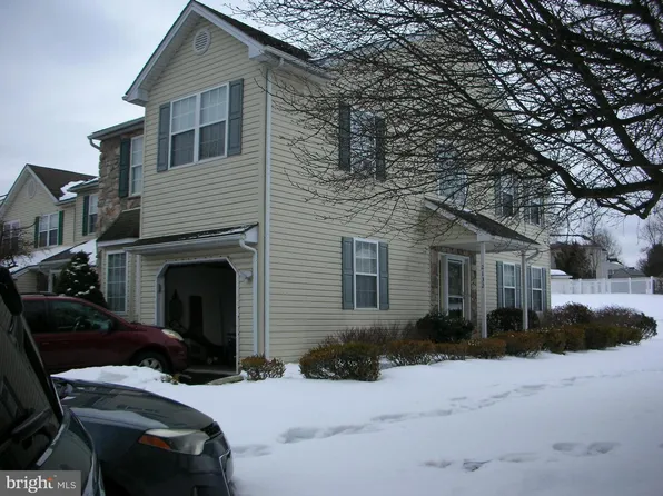 2132 Mill Valley Ln, Quakertown, PA 18951